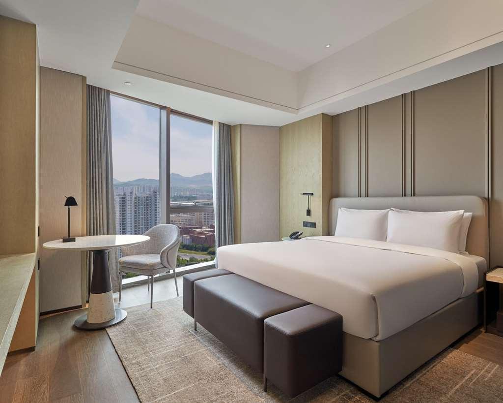 Hyatt Place Yantai Development Zone Номер фото